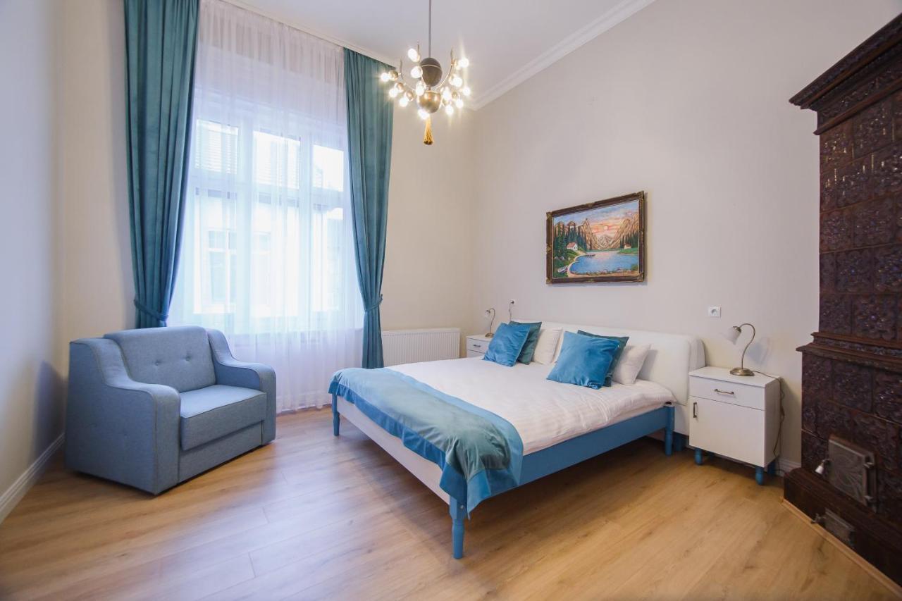 Retro City Center Home Oradea Exterior photo